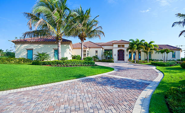 Trusted Savoy, IL Driveway Pavers Experts